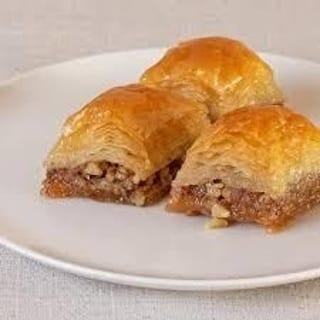 Baklava with Walnuts